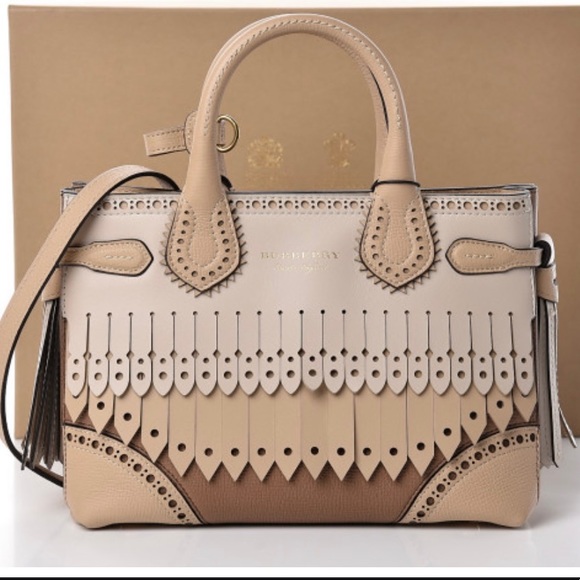 Burberry Brogue Banner Tote. Exclusive to Selfridges London and Neiman Marcus - Picture 6 of 11